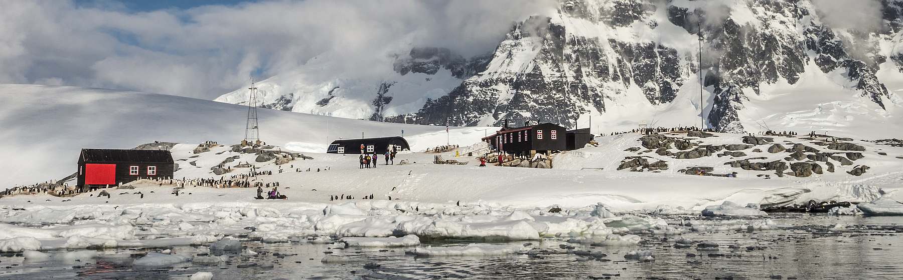 Basecamp Antarktis: Eine aktive Expedition ins Eis | MS ORTELIUS - Leguan Reisen