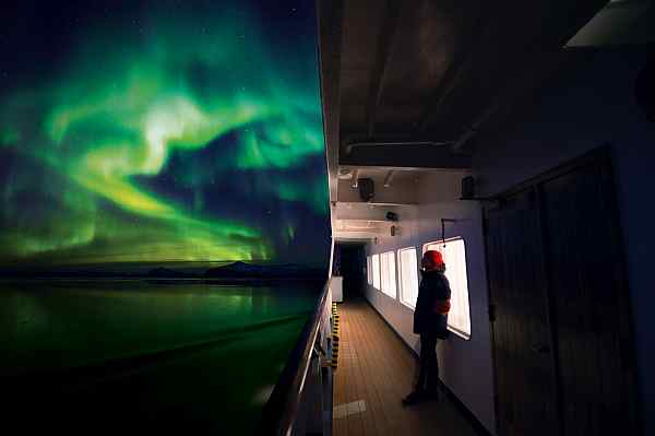 MS SEA SPIRIT | Ostgrönland - Eisberge und Nordlichter im Scoresbysund - Leguan Reisen