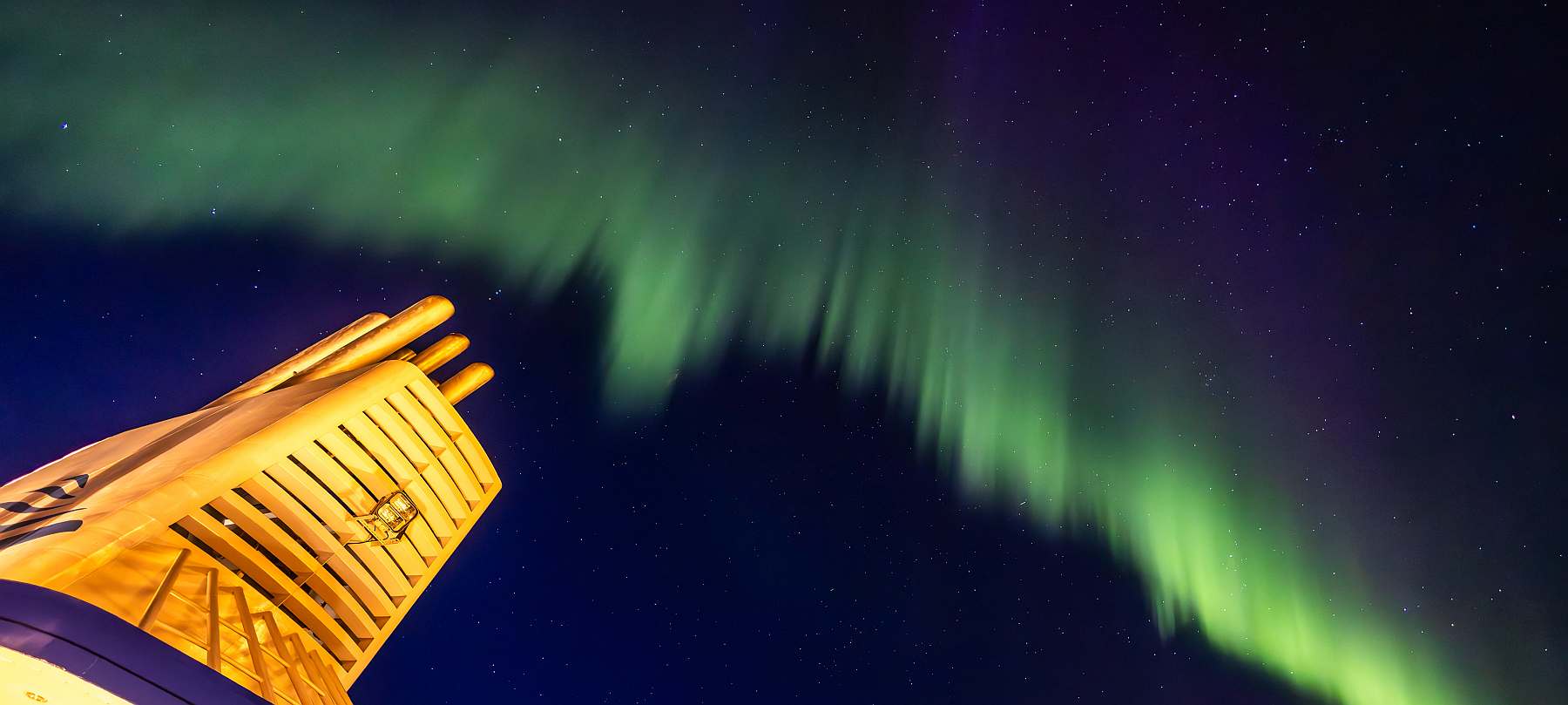 Grönland 2026: Im Bann der totalen Sonnenfinsternis | OCEAN ALBATROS - Leguan Reisen