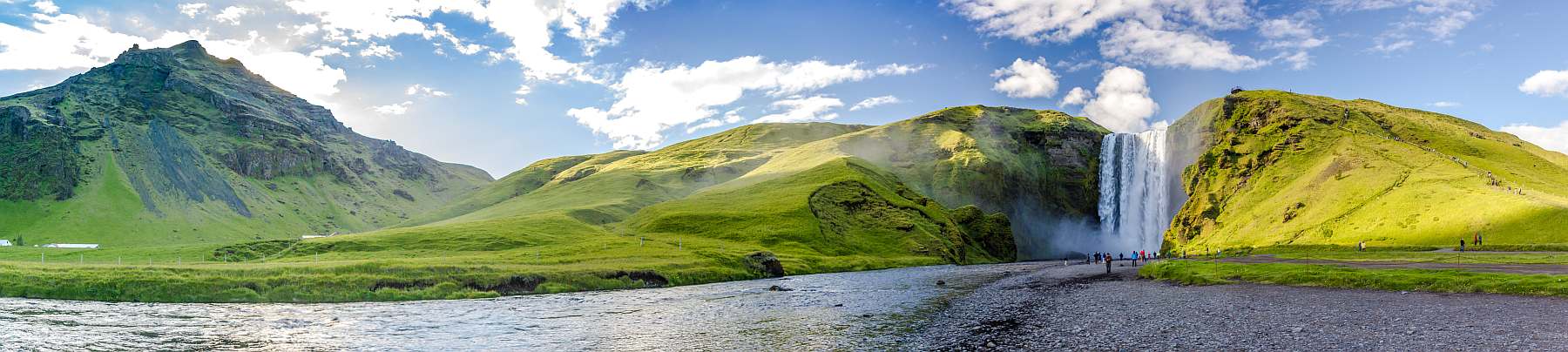 Island-shutterstock_1312771223-slider