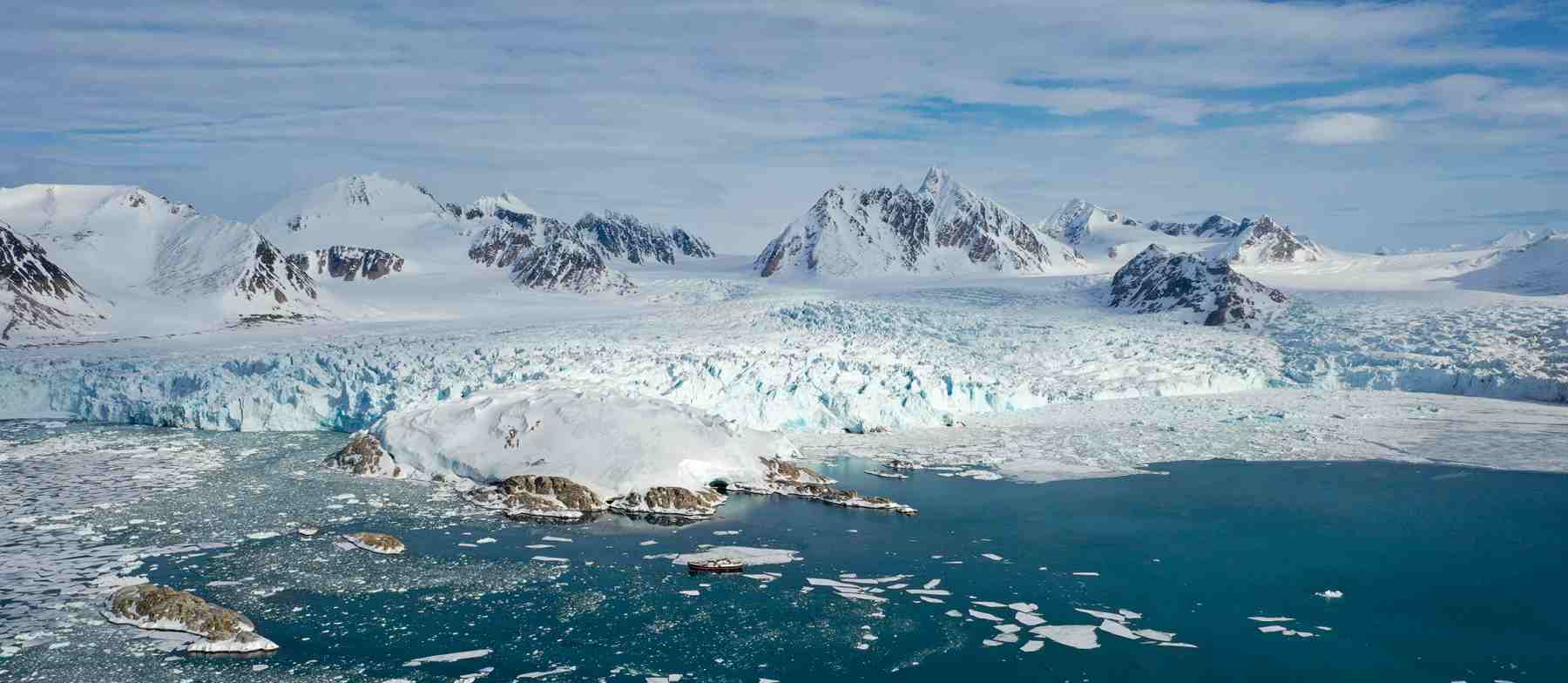 ULTIMATIVES WESTGRÖNLAND TOUR 2: QAANAAQ - UPERNAVIK | CAPE RACE, 2027 - Leguan Reisen
